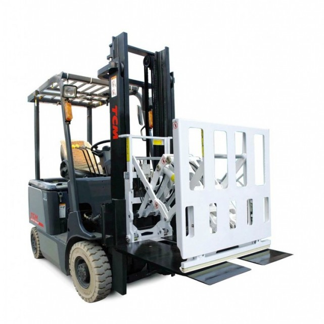 Forklift Push-Pull Device